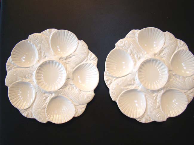 A fine pair of Minton "18th century style Staffordshire salt-glaze" oyster plates